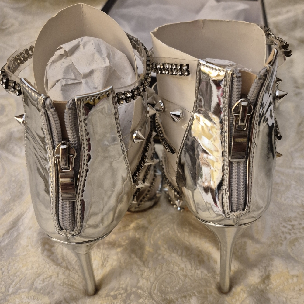 Studded Silver Women's Shoes - Picture 3 of 4